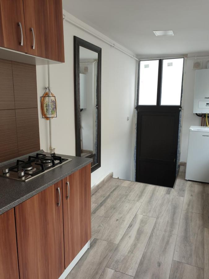 Appartement Casa Cinema à Braşov Extérieur photo