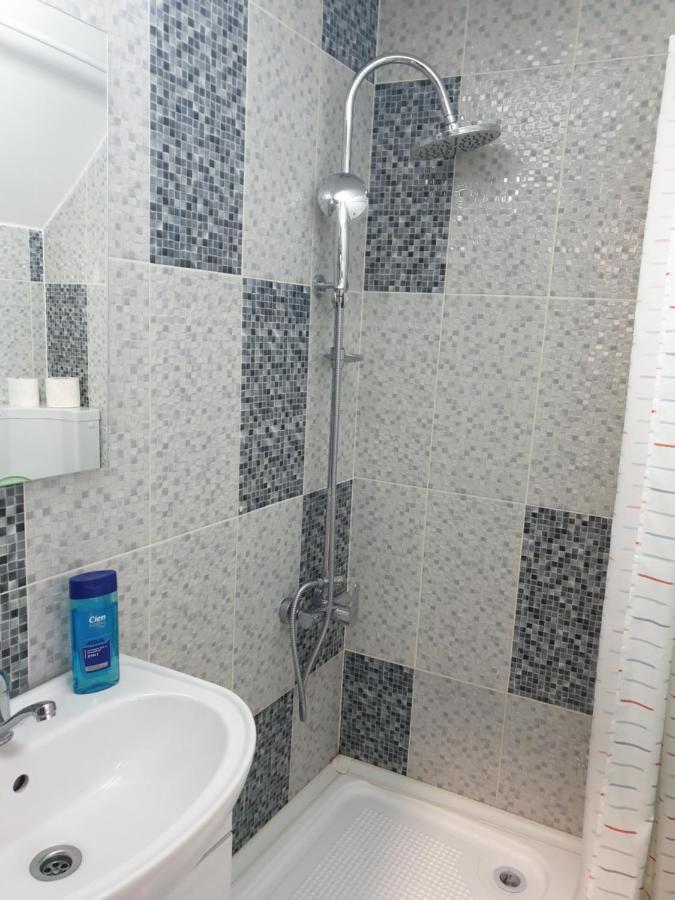 Appartement Casa Cinema à Braşov Extérieur photo