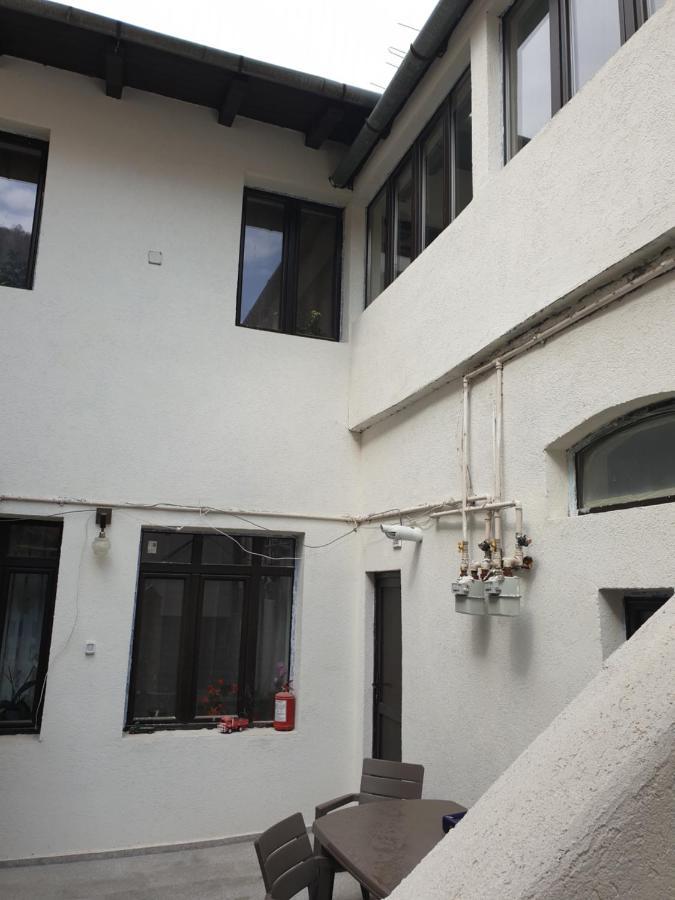 Appartement Casa Cinema à Braşov Extérieur photo