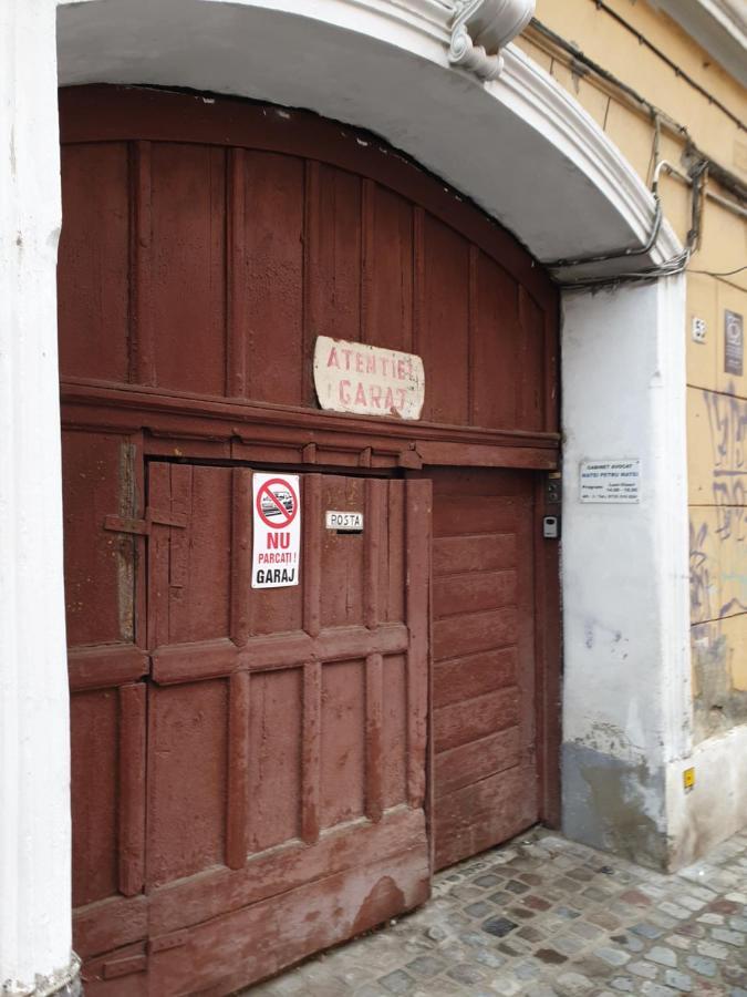 Appartement Casa Cinema à Braşov Extérieur photo